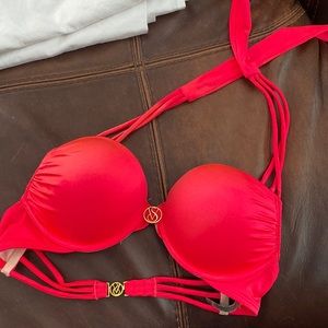 Victoria’s Secret bombshell bikini top 34b